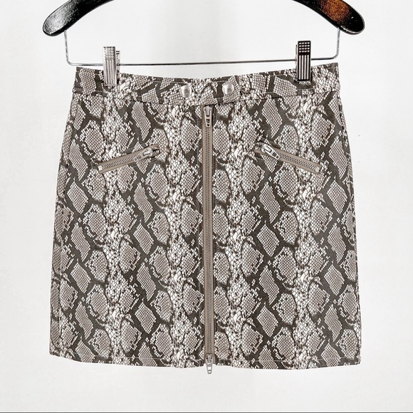 BLANK NYC Snakeskin Print Faux Leather Mini Skirt - Picture 1 of 5